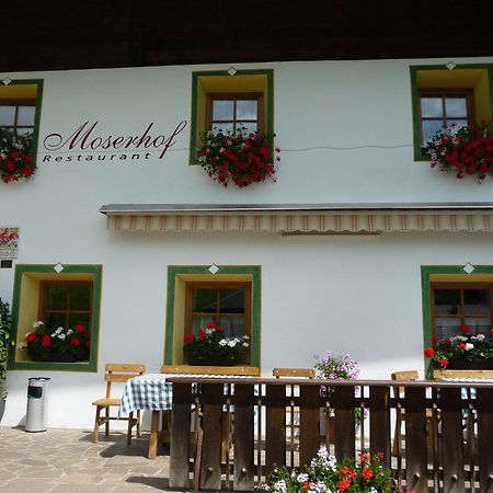 Berggasthaus Agritur Moserhof Braies  Exterior photo