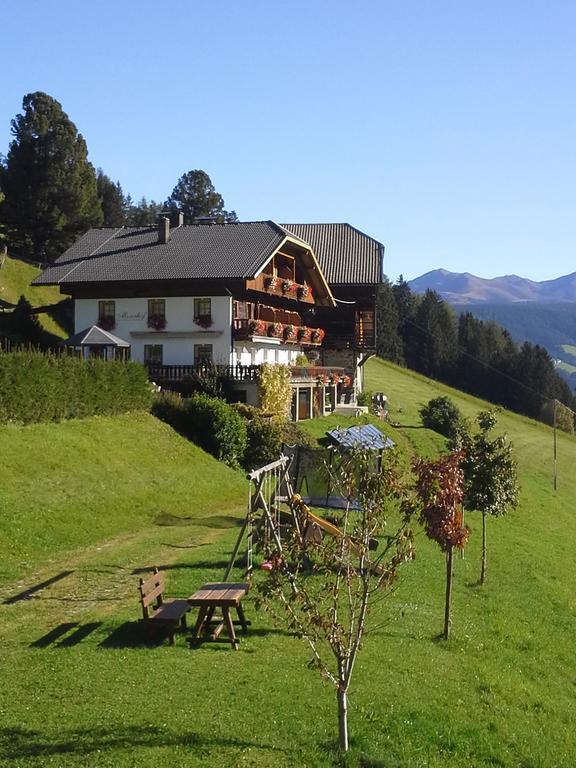 Berggasthaus Agritur Moserhof Braies  Exterior photo